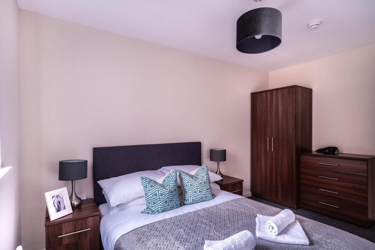 Modern & Spacious 2 Bed Apartment In Manchester Exterior foto
